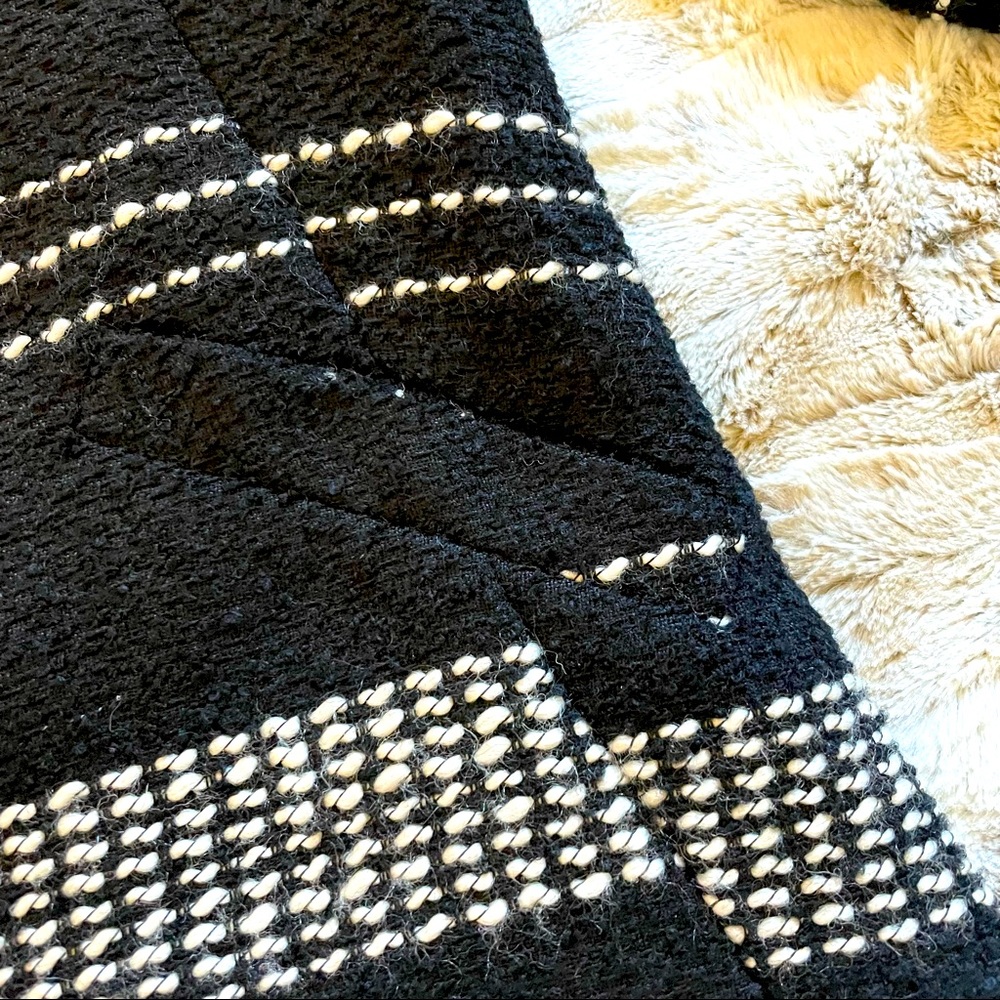 Love Token Jacket Black - image 7